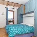 Caron Villa